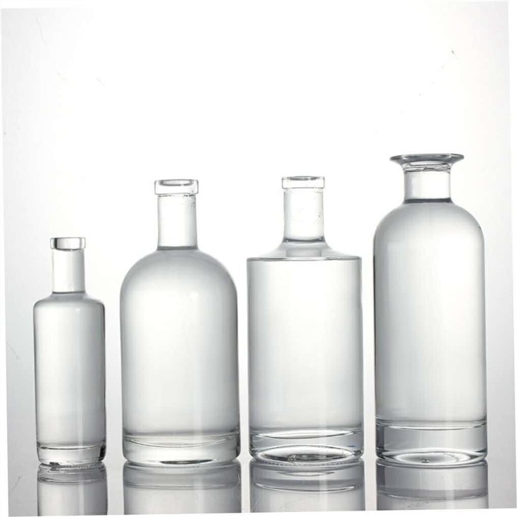 700ml Vodka Glass Bottle